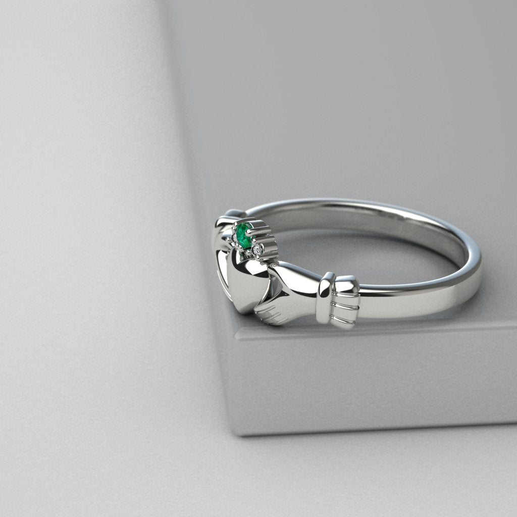 claddagh ring
