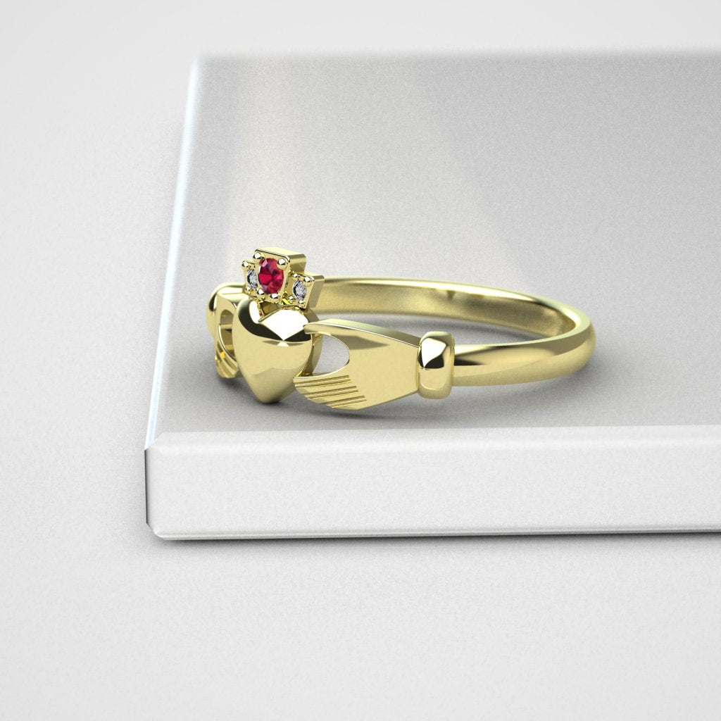 claddagh ring
