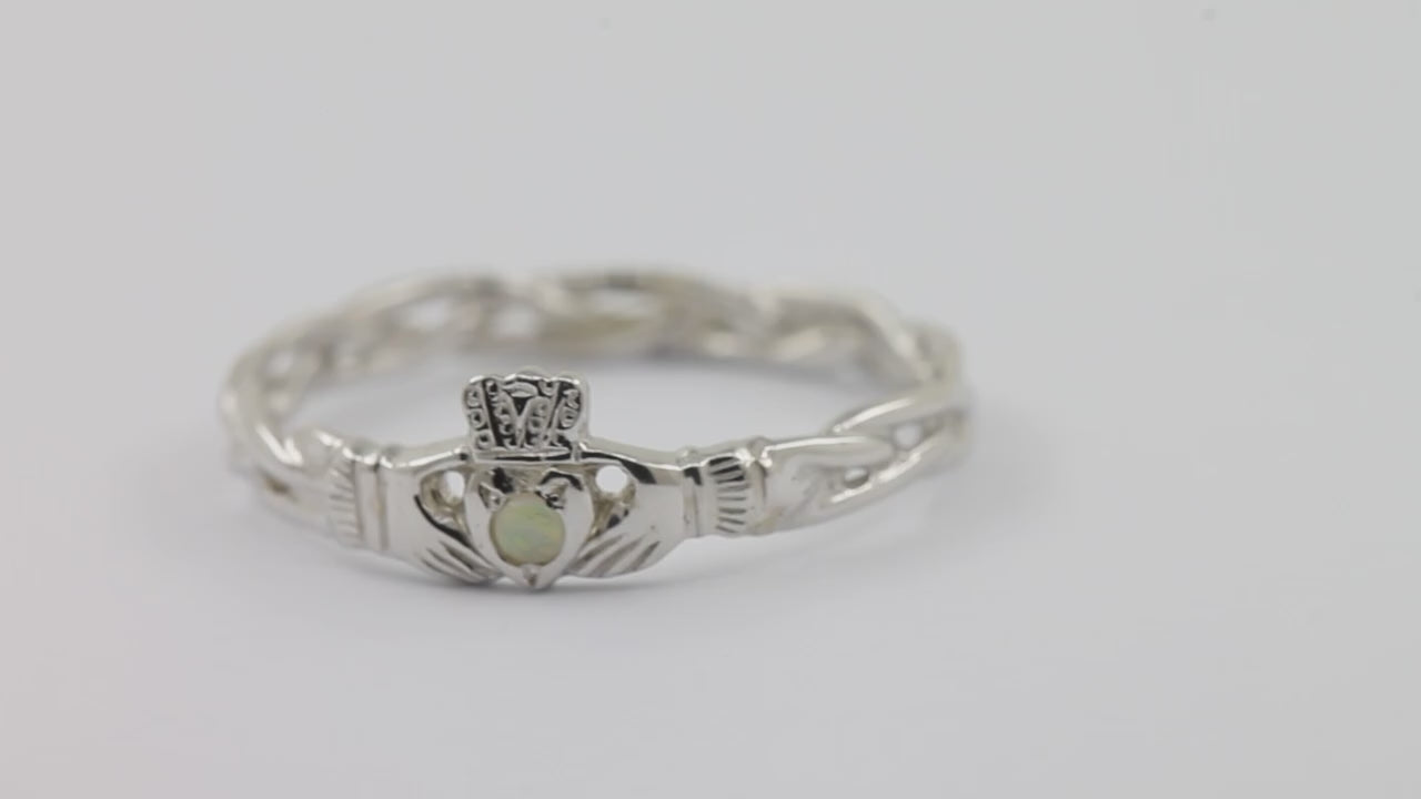 claddagh ring