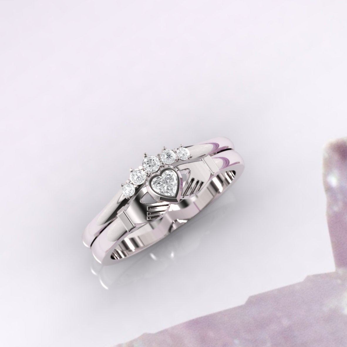 diamond claddagh ring