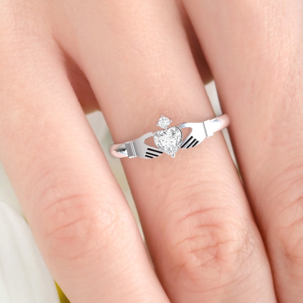 claddagh ring