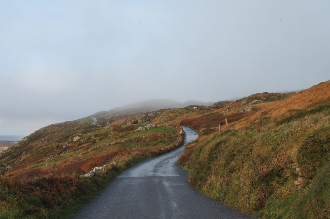 Irish claddagh ring poem - The winding road. Irish poetry.