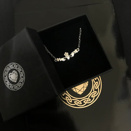 claddagh necklace 