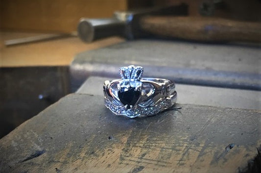 matching claddagh ring set
