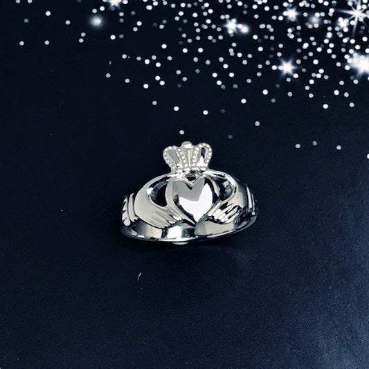 claddagh ring 