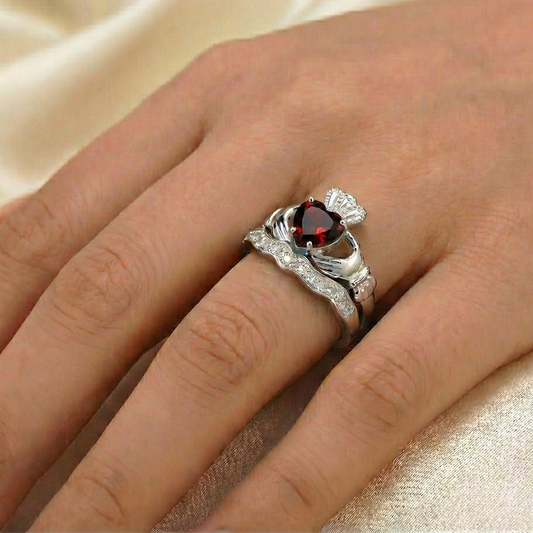 Garnet claddagh ring 