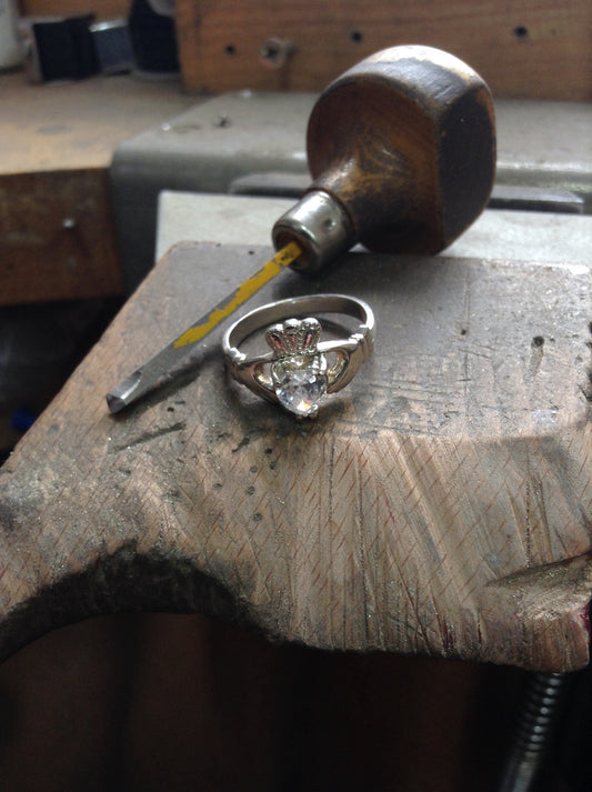 claddagh ring