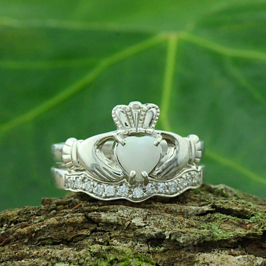 claddagh ring