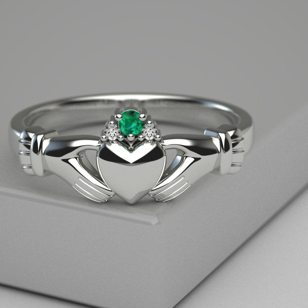 claddagh ring