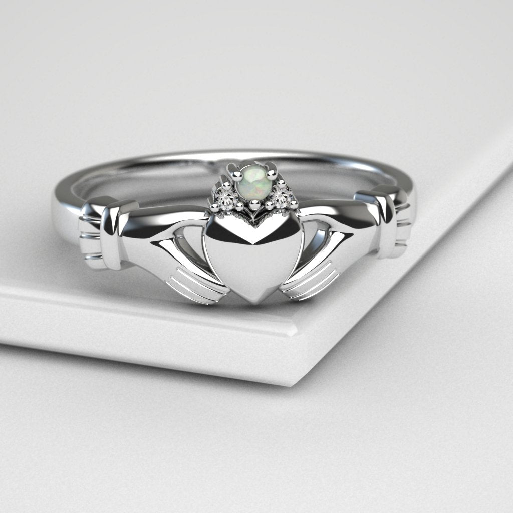 claddagh ring