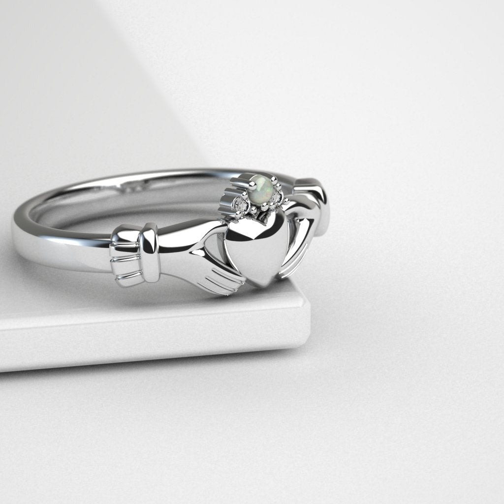 claddagh ring