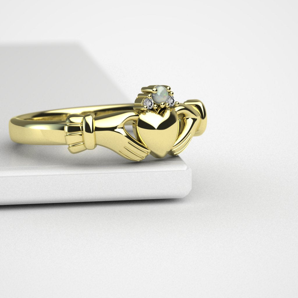 claddagh ring