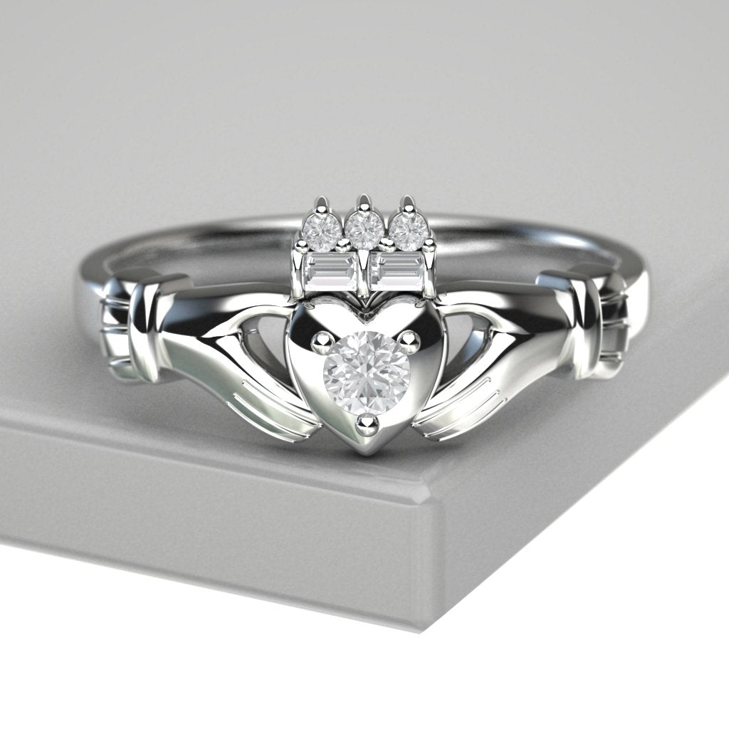 claddagh ring