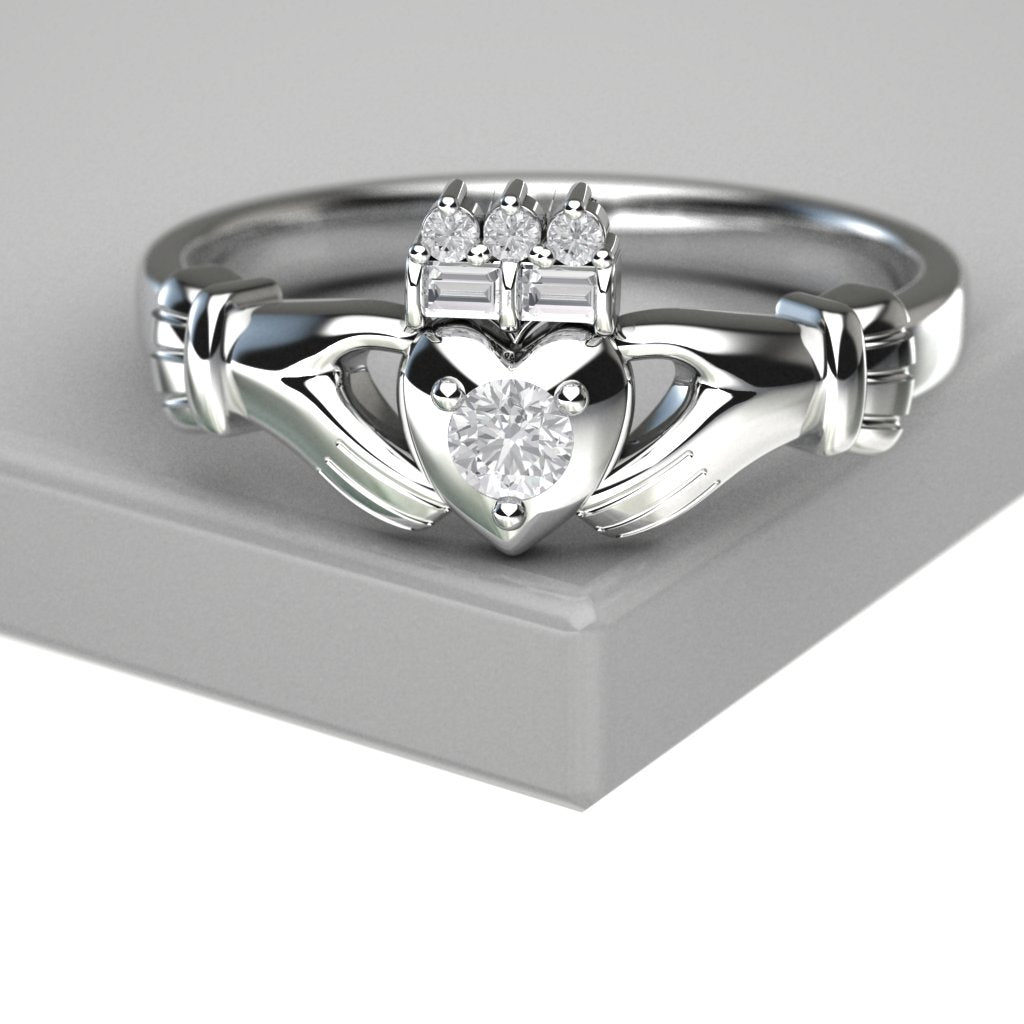 claddagh ring