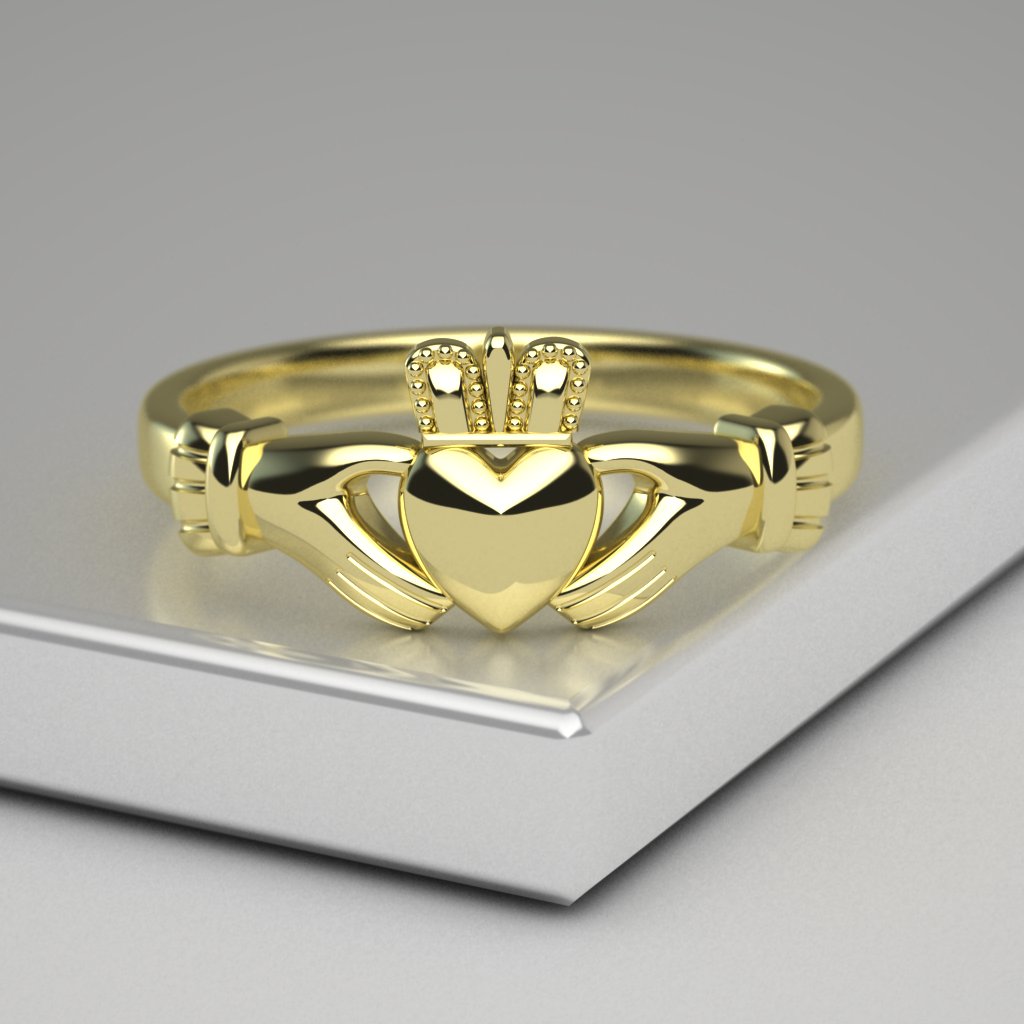 gold claddagh ring