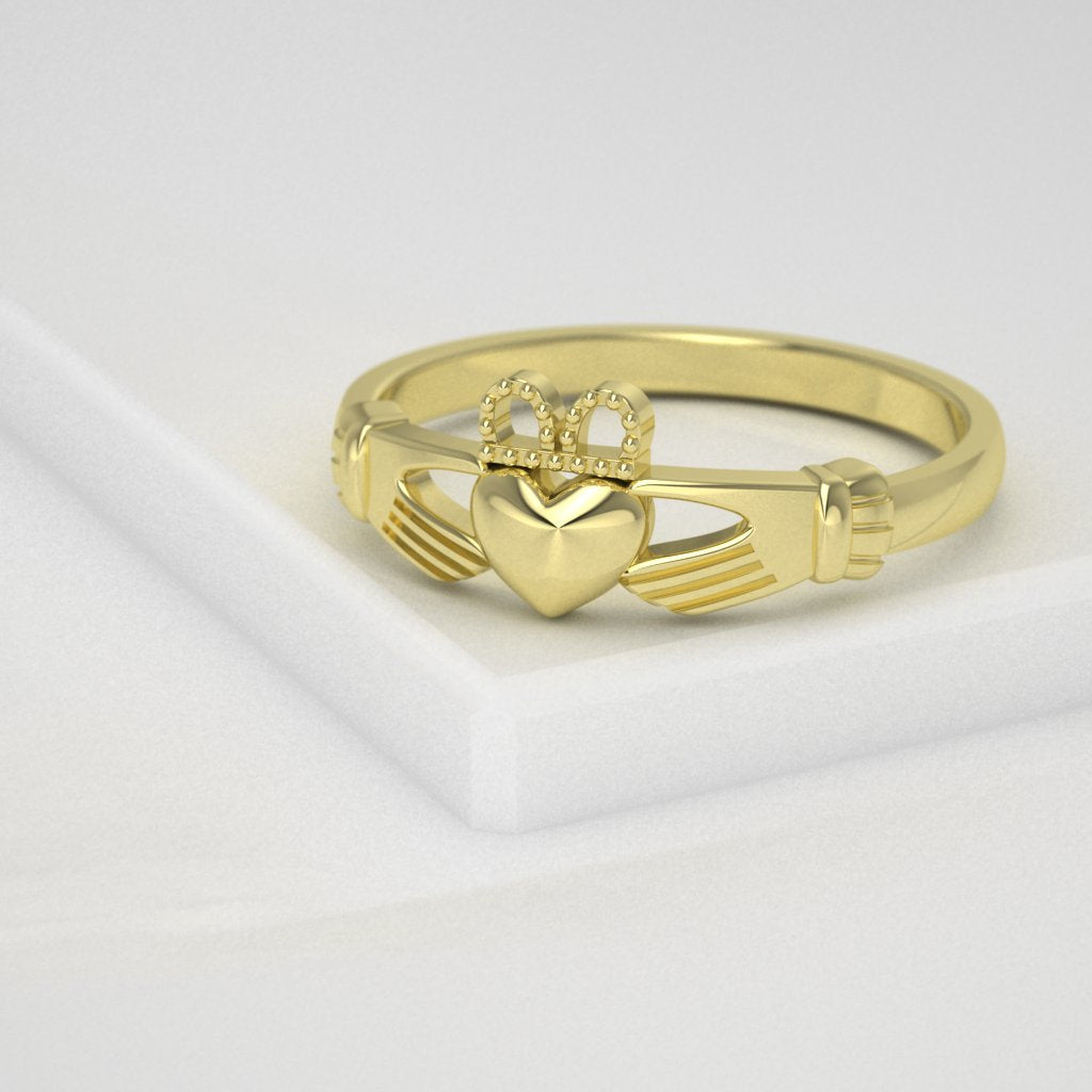 claddagh ring