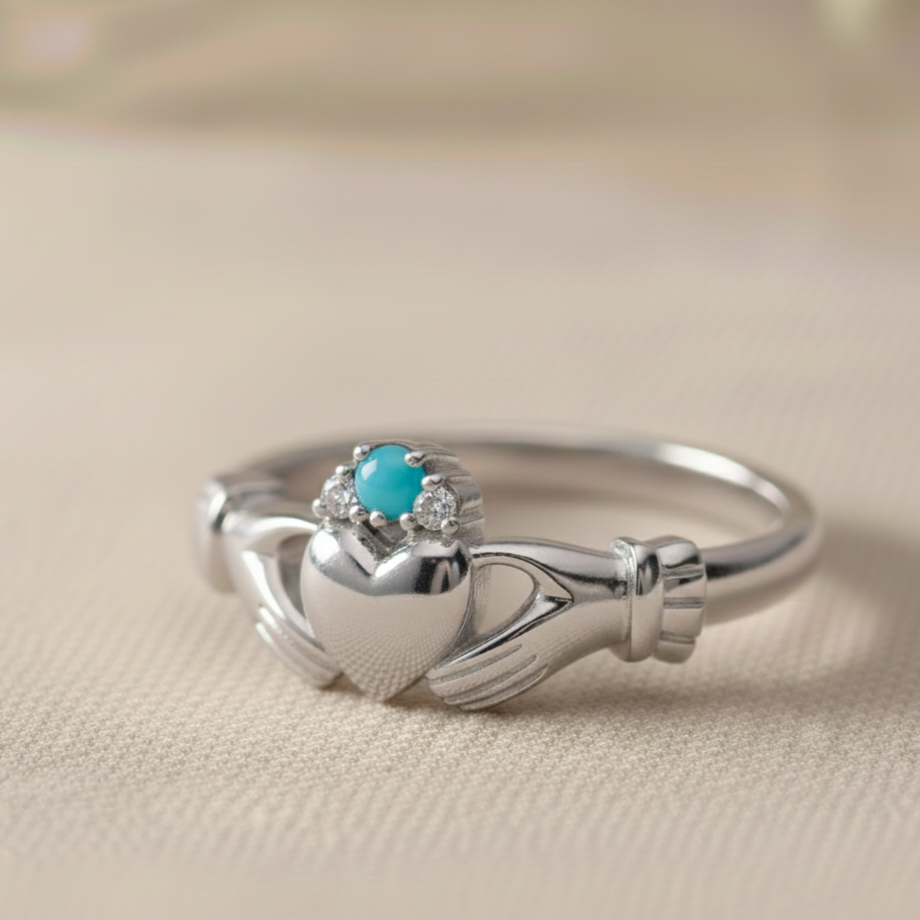claddagh ring turquoise and diamond in white gold
