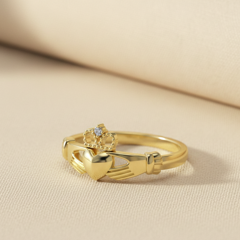 Diamond claddagh ring gold 