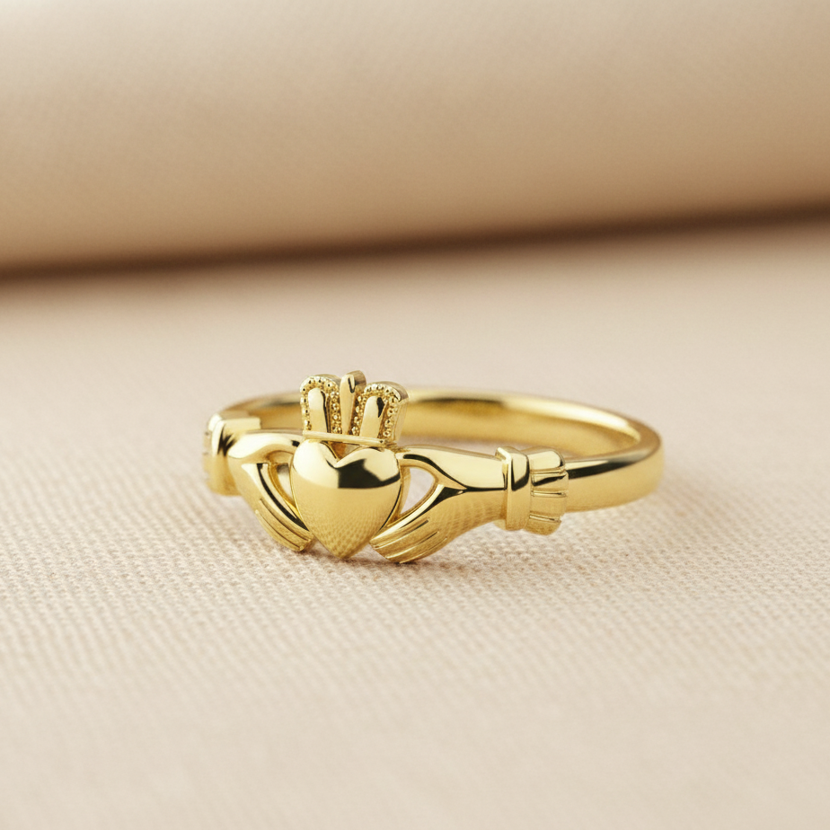 claddagh ring gold
