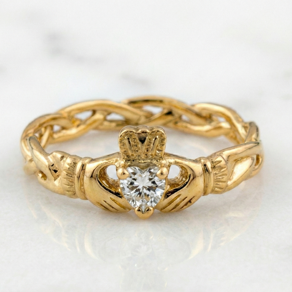 cladadgh ring gold 
