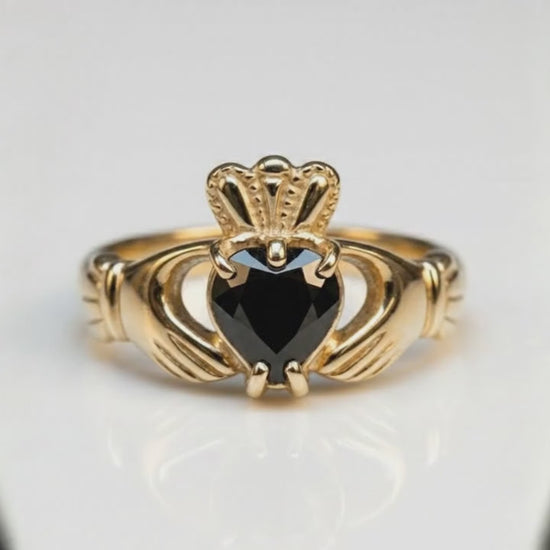 sapphire claddagh ring 