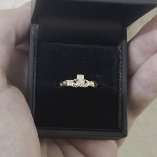 claddagh ring