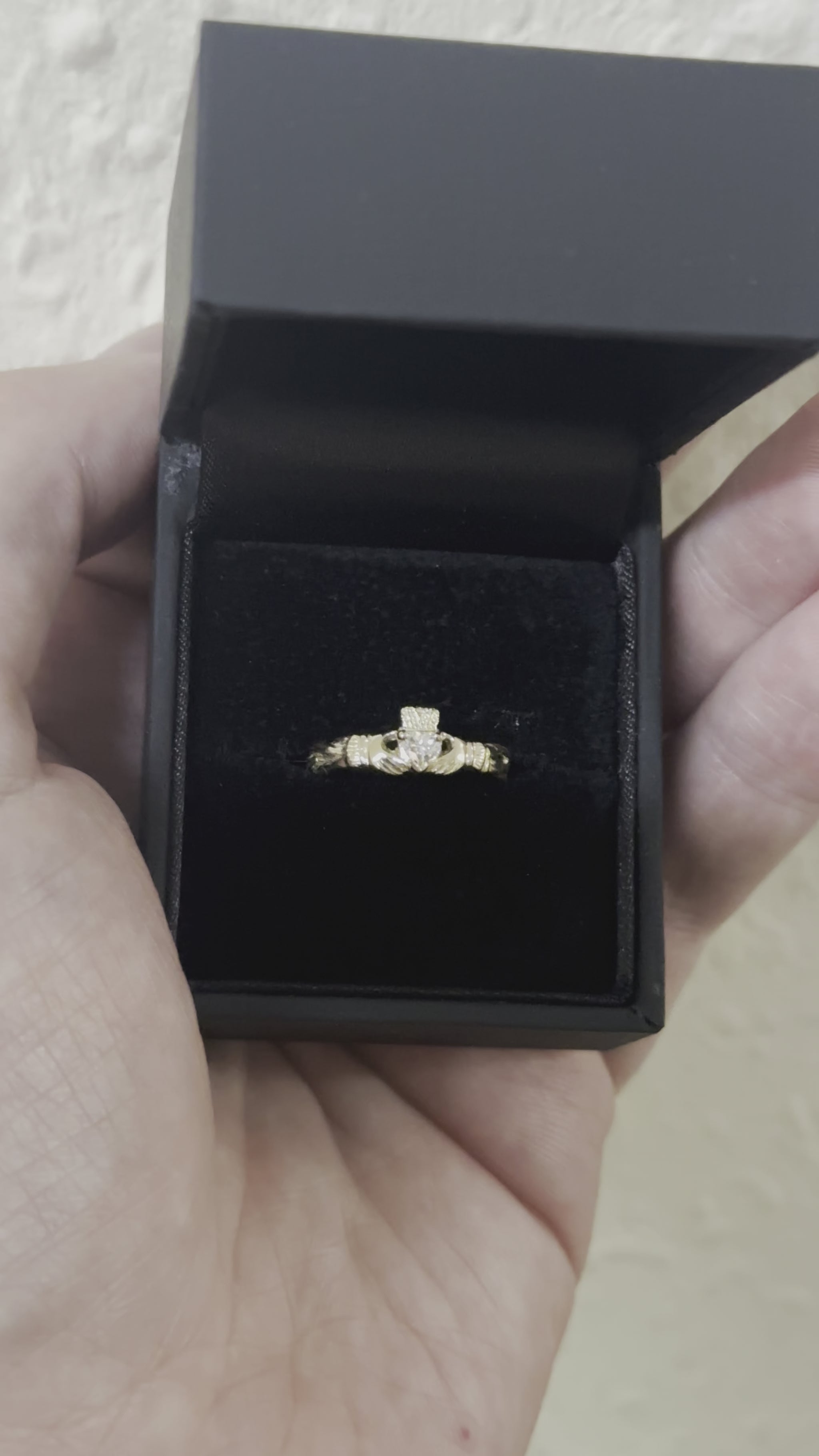 claddagh ring
