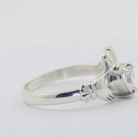 claddagh ring