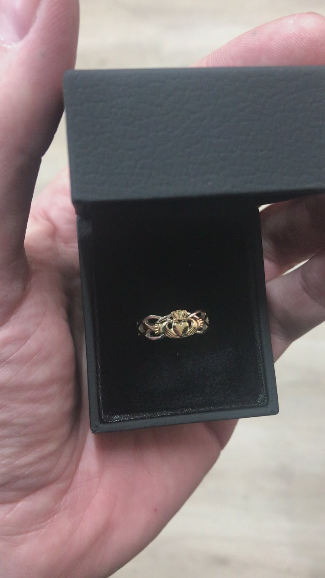 claddagh ring. This video displays this Irish ring in its gift box