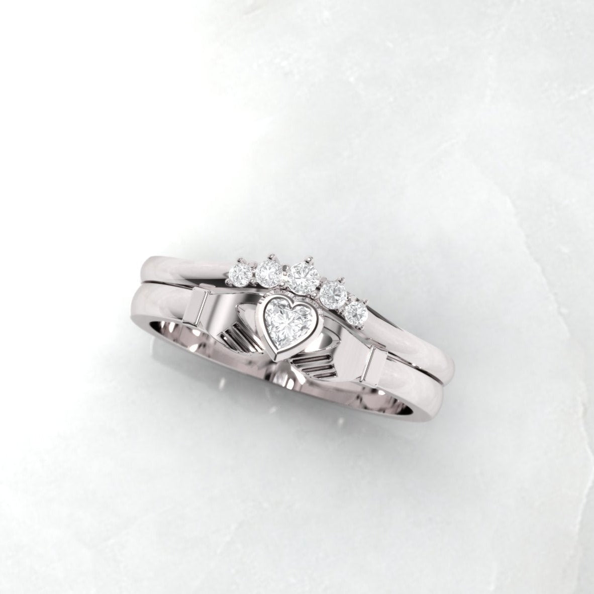 diamond claddagh ring