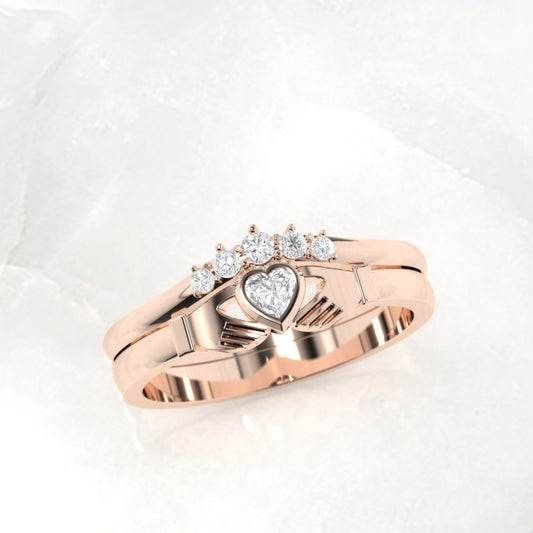 claddagh ring. Rose gold diamond claddagh