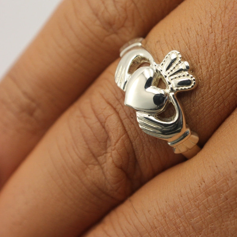 claddagh ring 