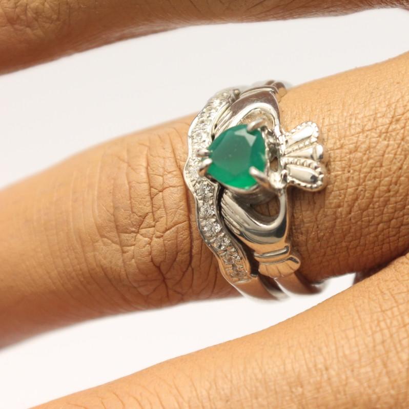 Jewelry - Agate Gemstone Claddagh Ring And Matching Stone Set Band.