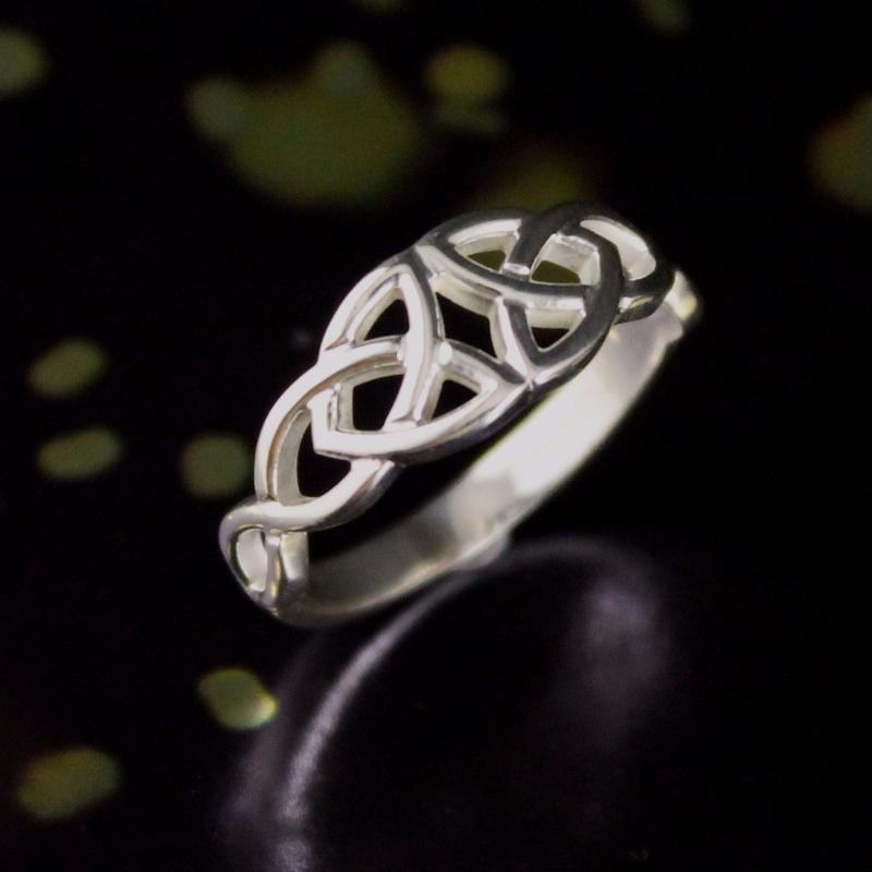 Jewelry - Celtic Ring, Irish Silver Celtic Knot Ring.