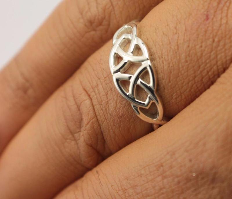 Jewelry - Celtic Ring, Irish Silver Celtic Knot Ring.