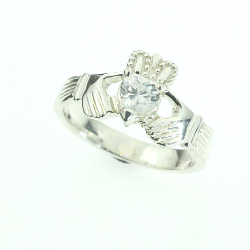 claddagh ring