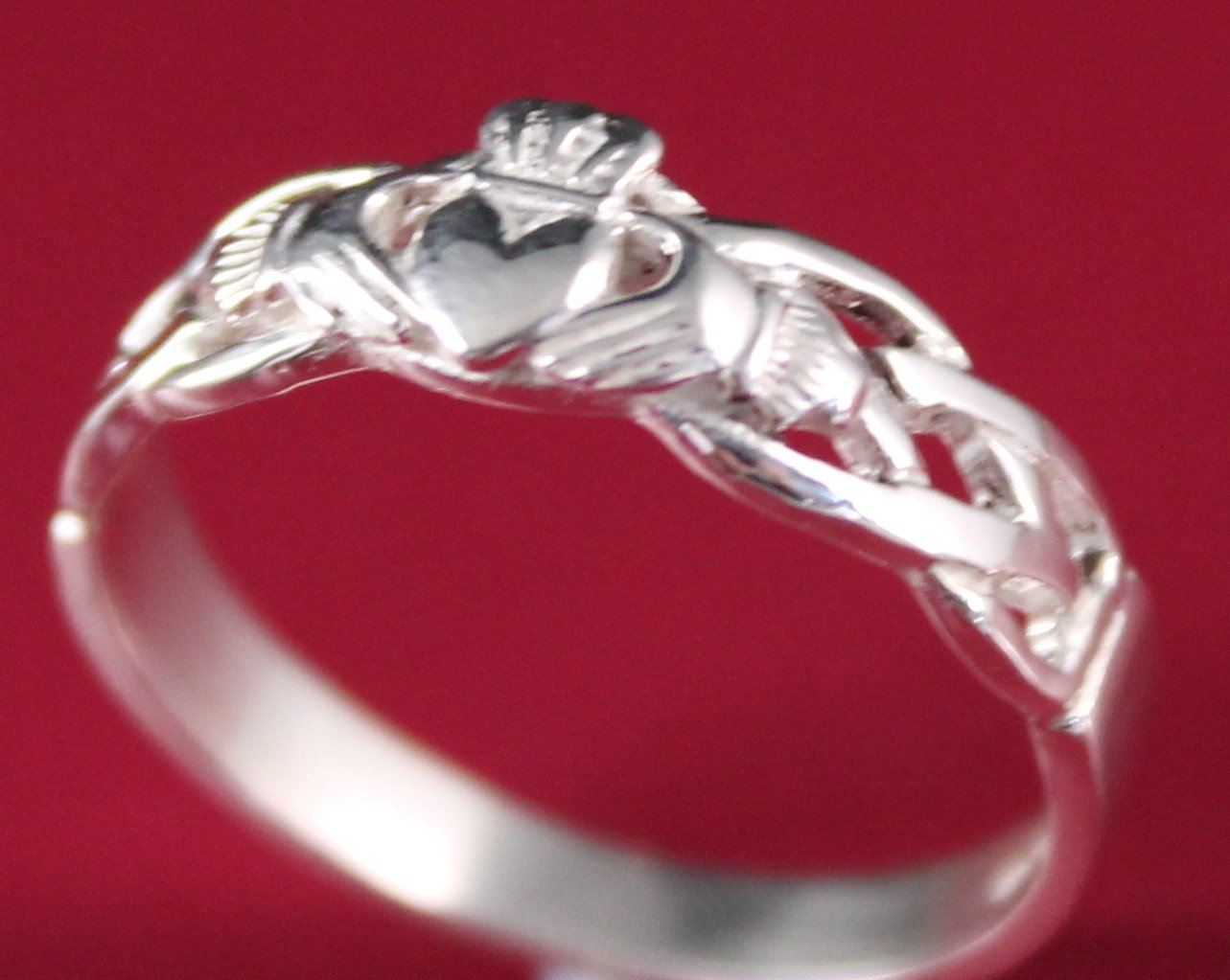 claddagh ring