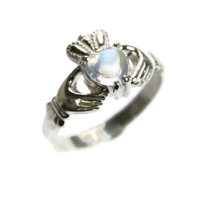 claddagh ring 