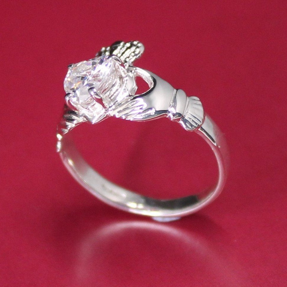 claddagh ring