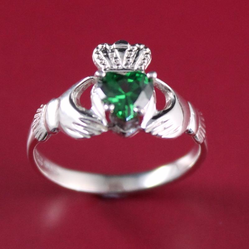 claddagh ring