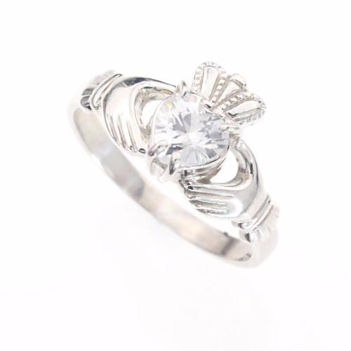 Claddagh ring