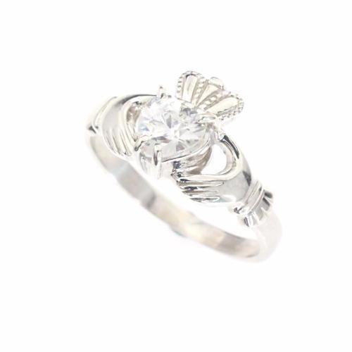 claddagh ring