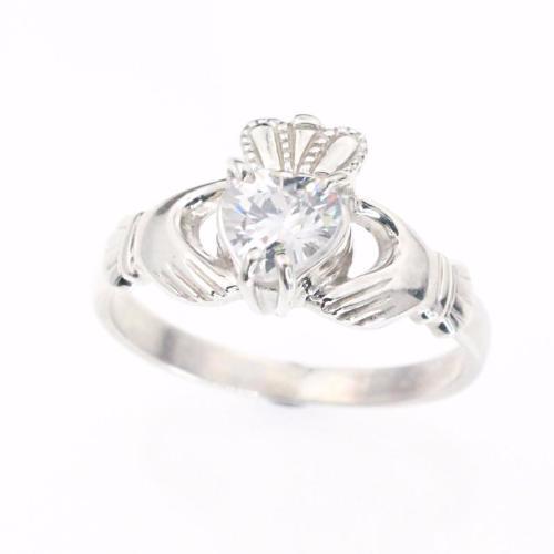 claddagh ring