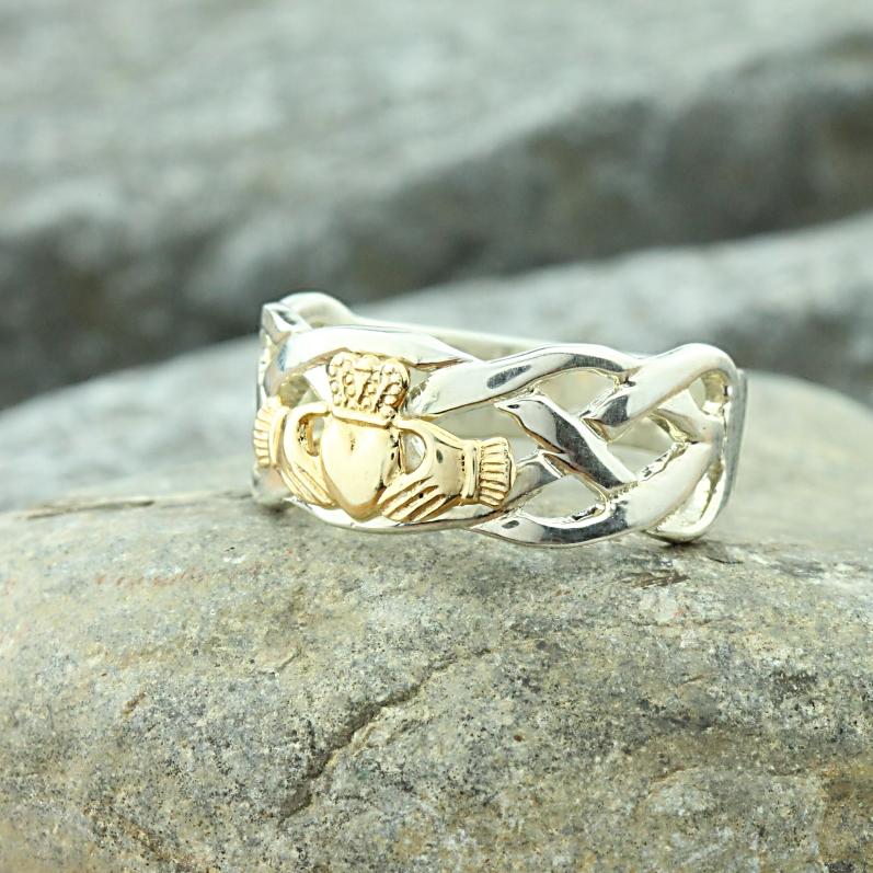 mens claddagh ring