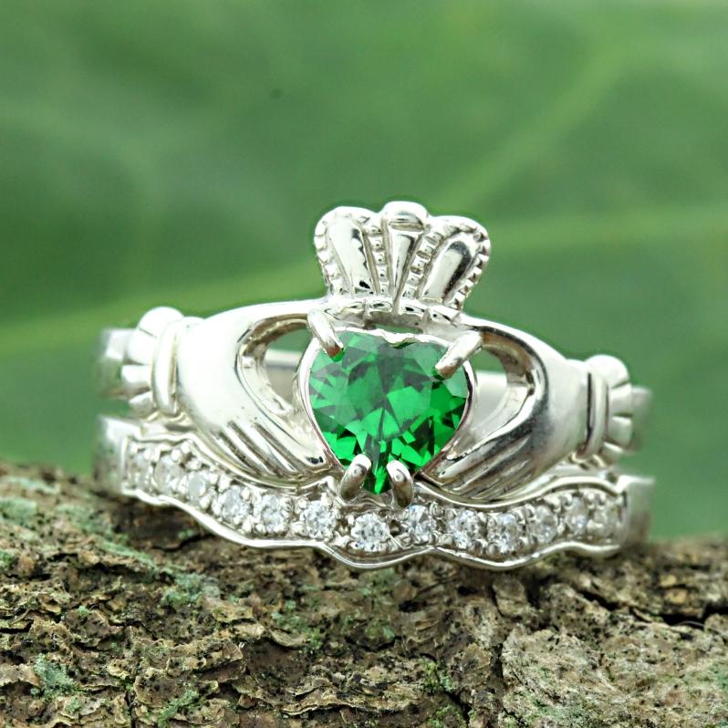 claddagh ring 