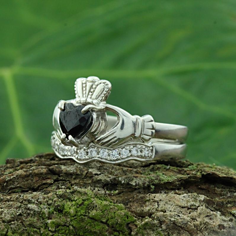 Jewelry - Real Black Sapphire Gemstone Claddagh Ring And Matching Stone Set Band.